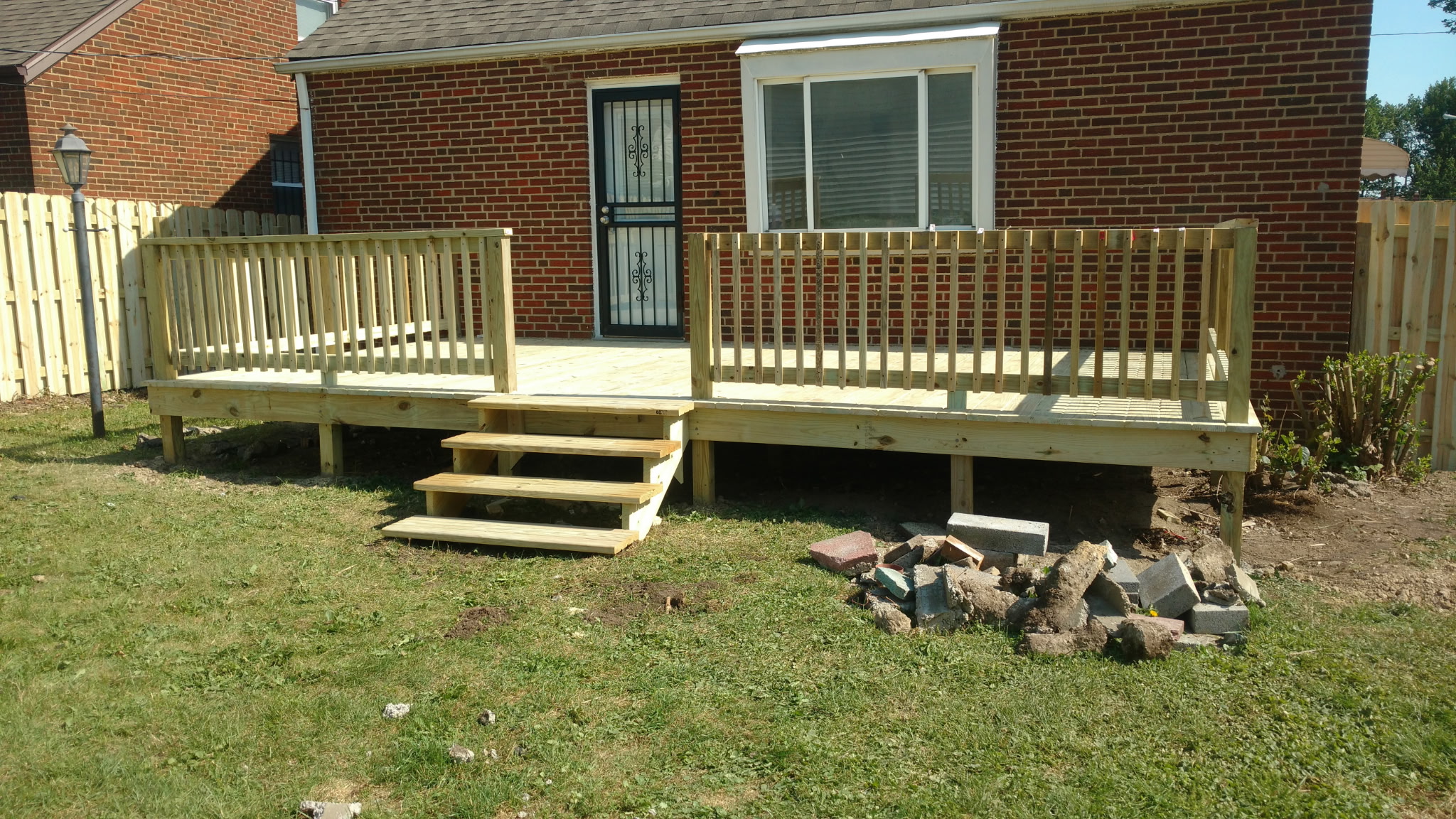 Pool fence installed by Signature Fence Design